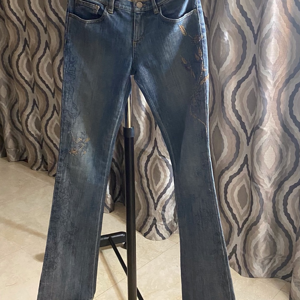 ELIE TAHARI TATTOO & HAND-STITCH JEANS